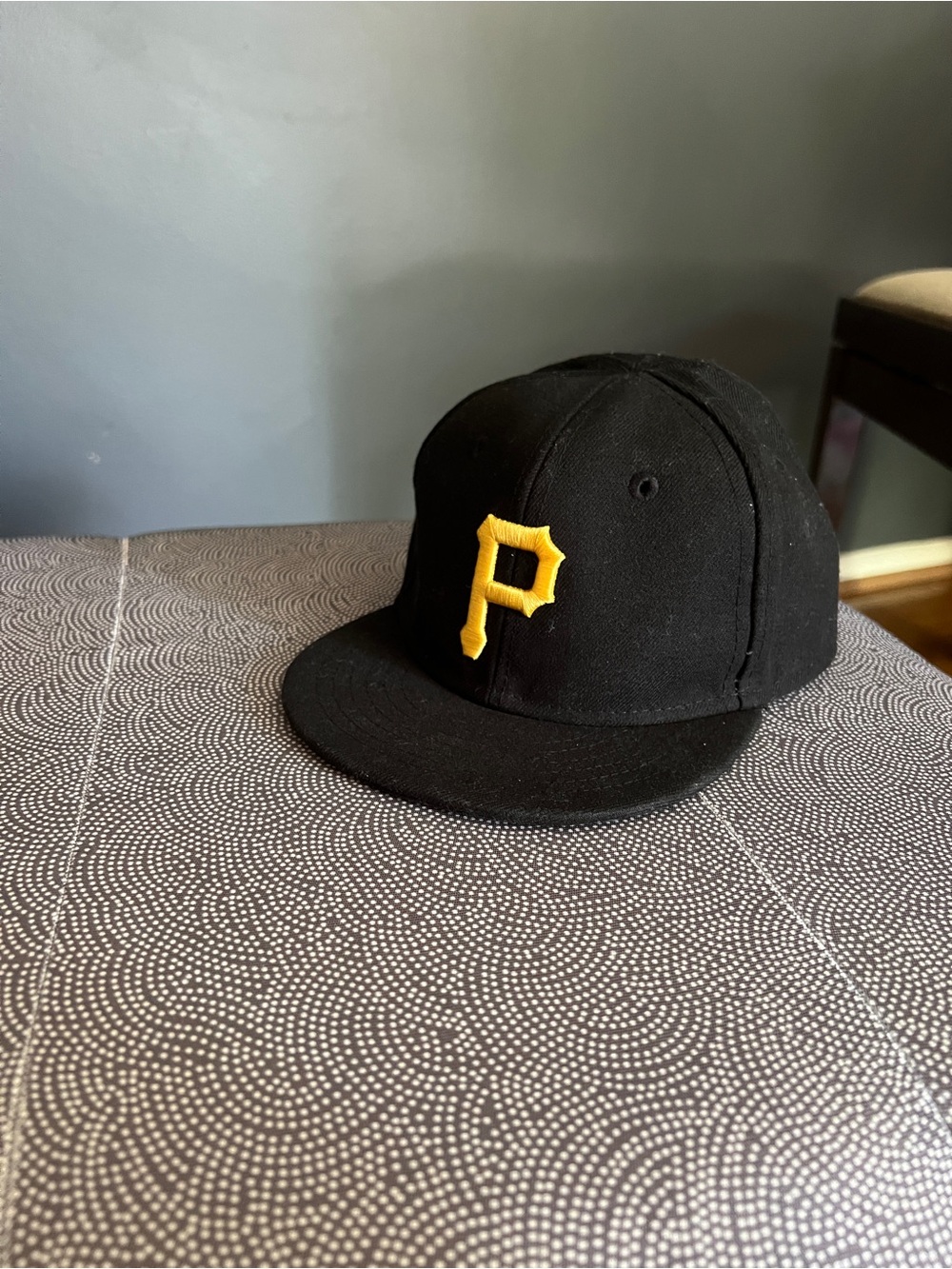 New Era Infant Pittsburgh Pirates Black Cap with Yellow Logo